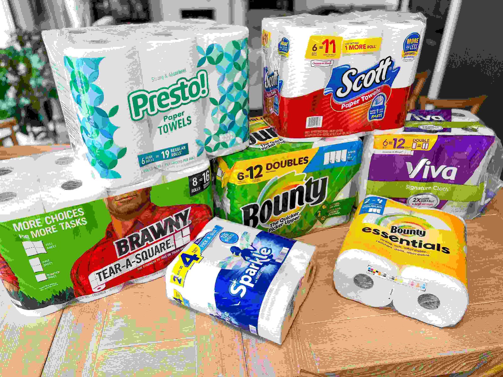 1670466157-1667485376-paper-towel-brands1-1645380827-1645380827-compressed.jpg